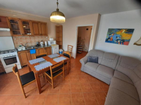 Zöld Béka Apartmanok Kölcsey III